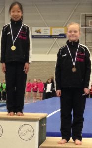 Nikee en Nina (002) verkleind